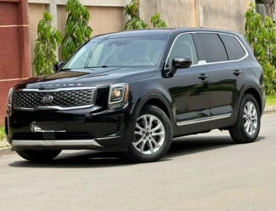 KIA TELLURIDE
